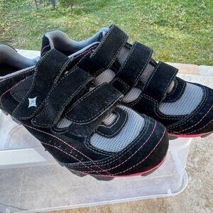 NEW Never Worn/ Specialized Body Geometry Sport MTB Cycling Shoes Womens 9